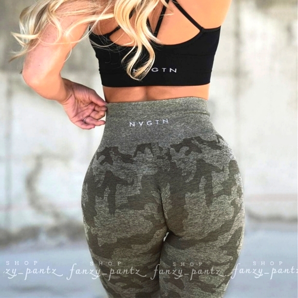 NVGTN Pants - NVGTN Khaki Camo Seamless Legging NWT small